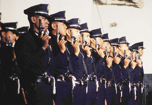 Hawaiians Given New Police Force