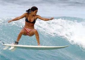 Jessica Amas charging pipe at Makaha